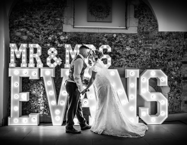 wedding photography, buckinghamshire, Bershire, High Wycombe, Amersham, Beaconsfield, waddesdon manor, wedding, bride and groom.