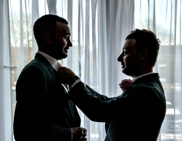 wedding photography, buckinghamshire, Bershire, High Wycombe, Amersham, Beaconsfield, waddesdon manor, wedding, bride and groom.